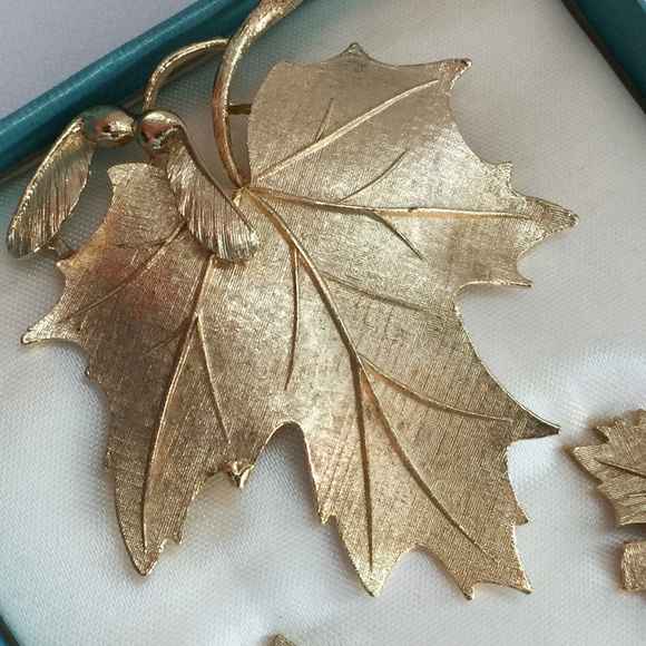 Lisner Maple Leaf Demi Parue In Original Box - Picture 4 of 8